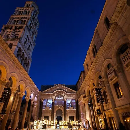 Spalatum Boutique Pensión Split